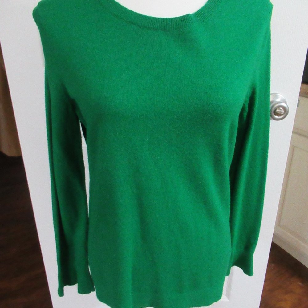 Talbots Green sweater with flared sleeves